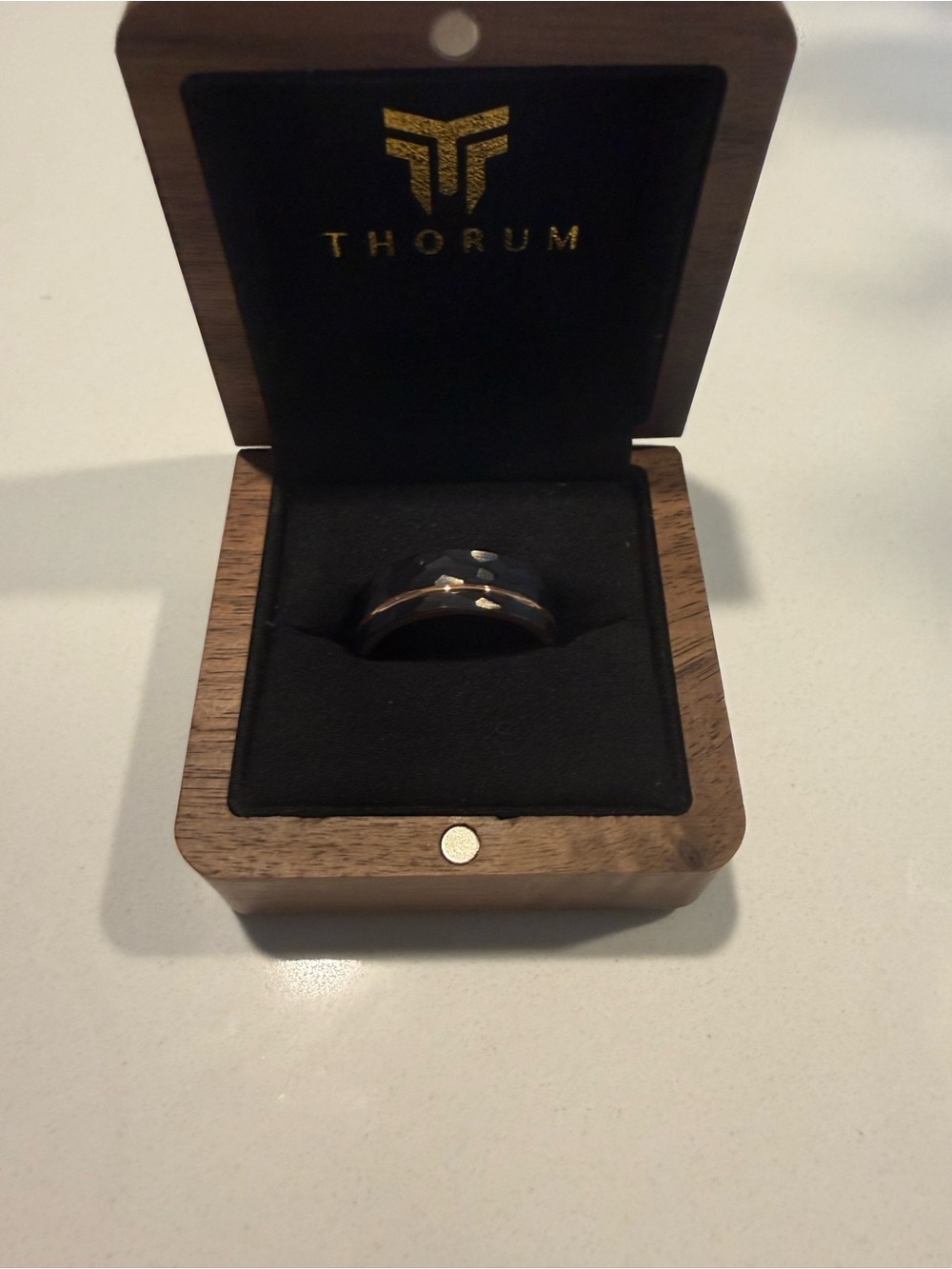 Thorum Men's Wedding Band